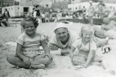 Atlantic-City-July-1950-Ginger-Daddy-Ann